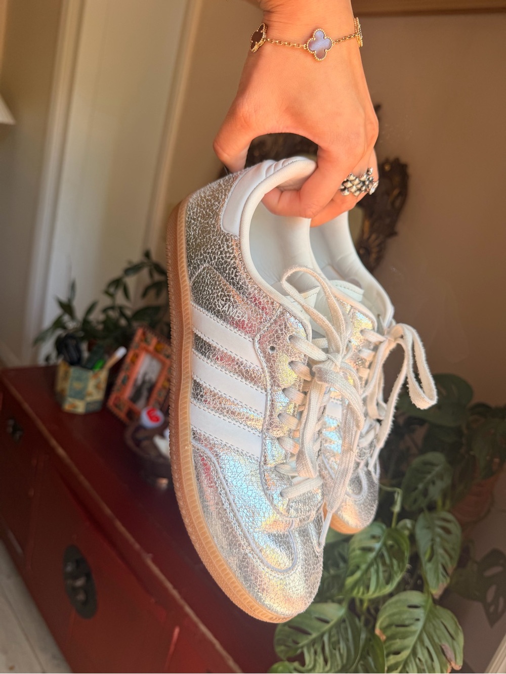 Adidas Samba OG Sneakers – Iridescent Silver ✨ Women’s 7.5/8 - Picture 1 of 4